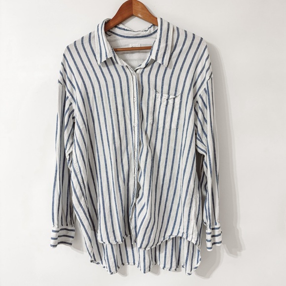 Aritzia Blue and White Striped Button Down Shirt - Picture 1 of 6